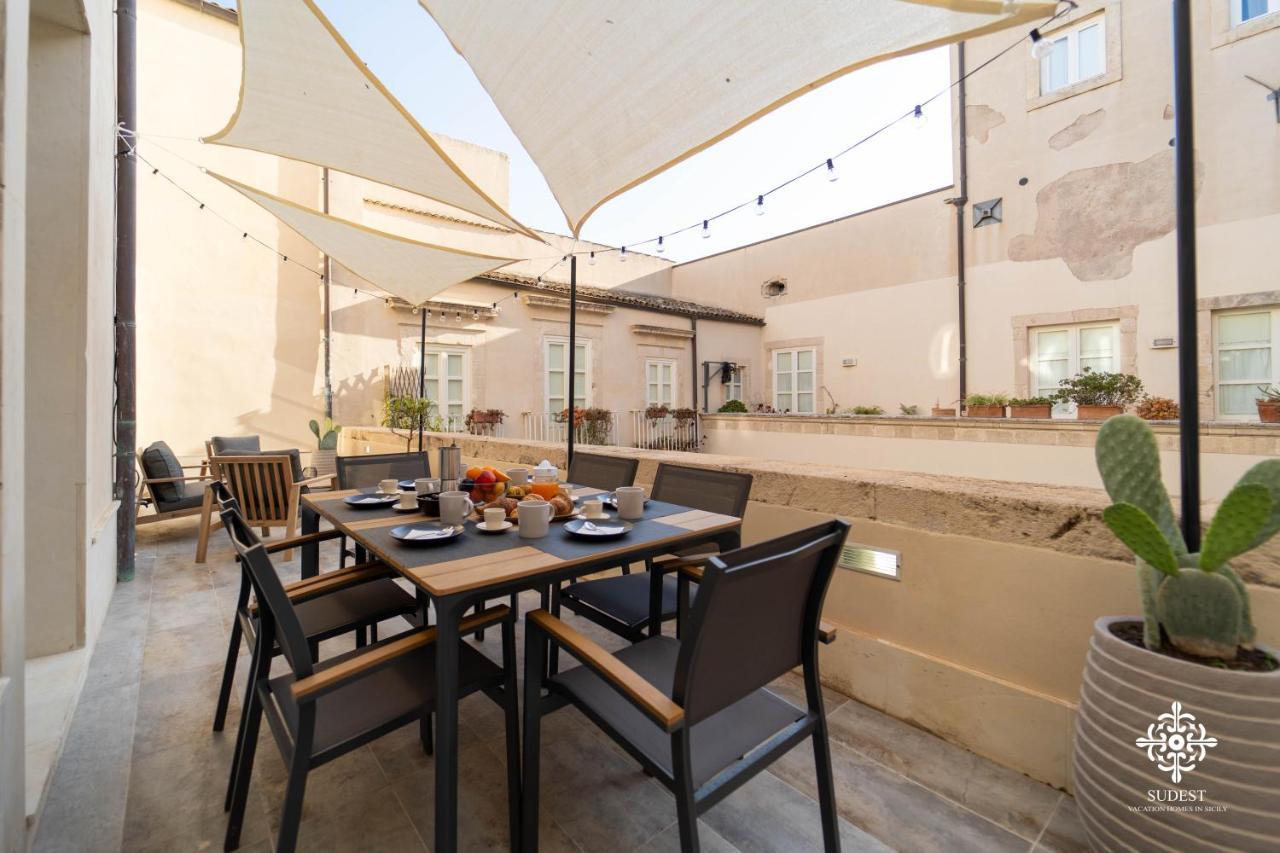 Ferienwohnung Residenza Dumah - Elegante Dimora In Centro Syrakus Exterior foto